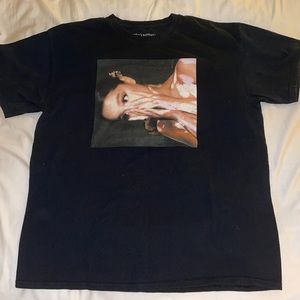 Ariana Grande T-Shirt